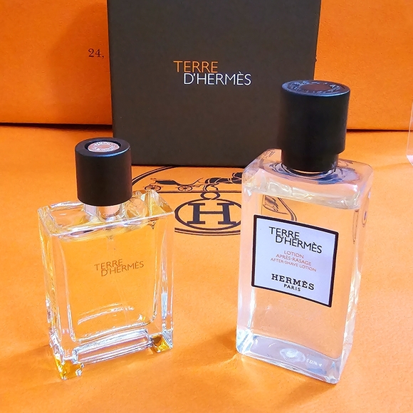Terre D'Hermes By Hermes Gift Set EDT + Shave Kit For Men New! - Picture 2 of 4